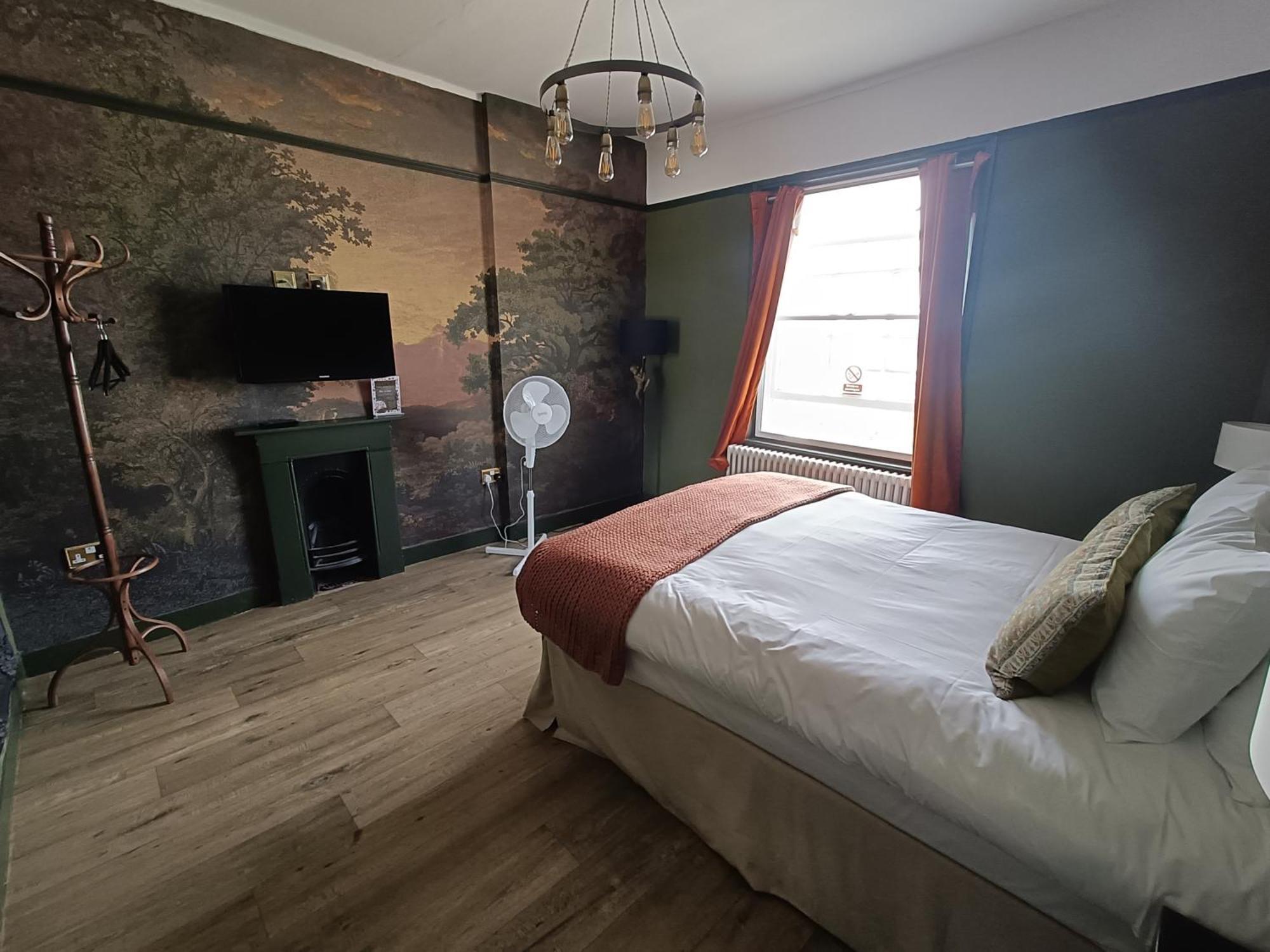 Rooms On The Prom Τσέλτενχαμ Εξωτερικό φωτογραφία
