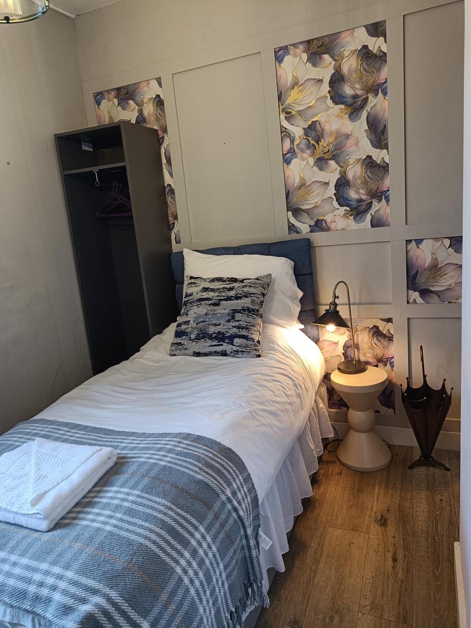 Rooms On The Prom Τσέλτενχαμ Εξωτερικό φωτογραφία